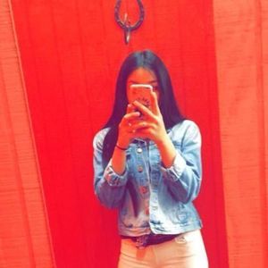 Meet your Posher, Veronica